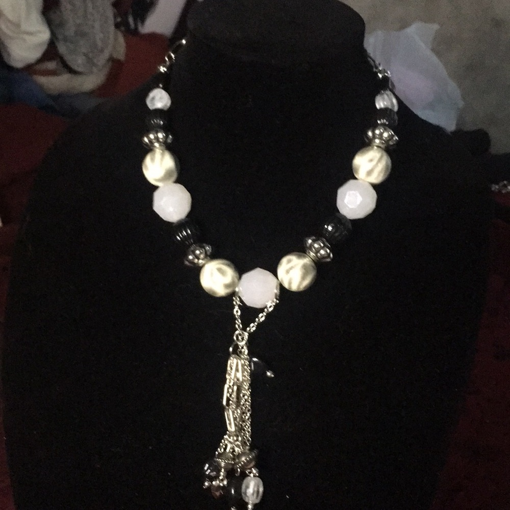 Necklace with different colors and earrings